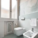 Vista Ghirlandina - Attico Sul Tetto Del Centro Al Settimo Piano Modena