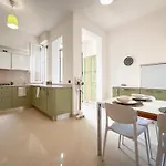 Apartament Vista Ghirlandina - Attico Sul Tetto Del Centro Al Settimo Piano