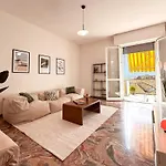 Vista Ghirlandina - Attico Sul Tetto Del Centro Al Settimo Piano Apartament *