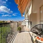 Apartament Vista Ghirlandina - Attico Sul Tetto Del Centro Al Settimo Piano *