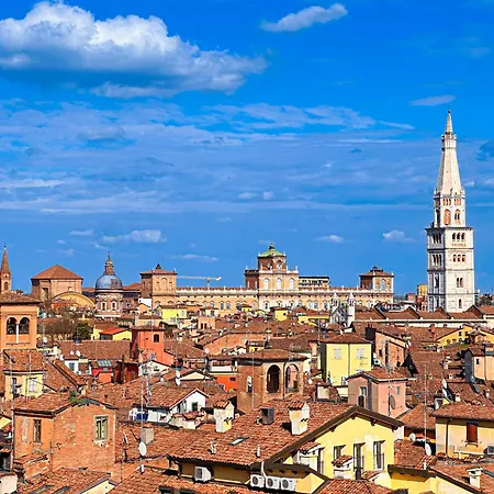 Vista Ghirlandina - Attico Sul Tetto Del Centro Al Settimo Piano Apartament