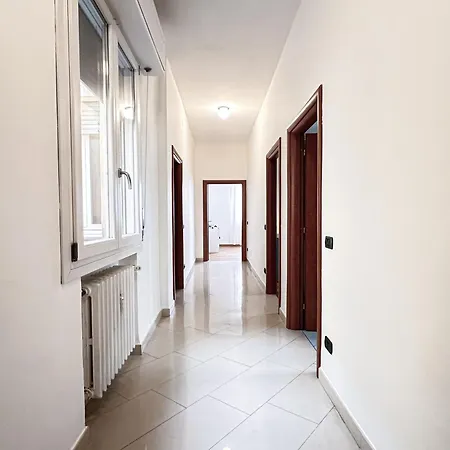Vista Ghirlandina - Attico Sul Tetto Del Centro Al Settimo Piano Apartment